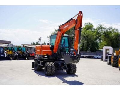 HORN Колесный экскаватор HORN ZT75W-S