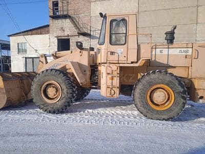 Фронтальный погрузчик