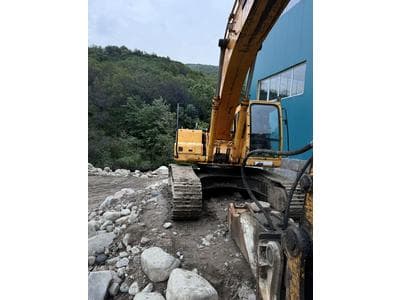 Сдам в аренду экскаватор