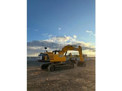 JCB Экскаватор гусеничный JCB JS 205