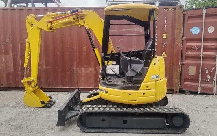 Komatsu PC30