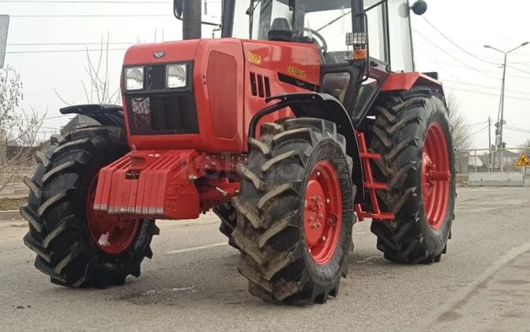 МТЗ (BELARUS) МТЗ (BELARUS) БЕЛАРУС - 1222.3 с кондиционеро
