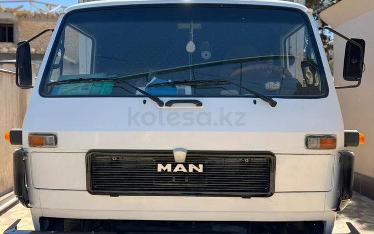 MAN