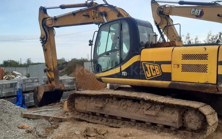 JCB