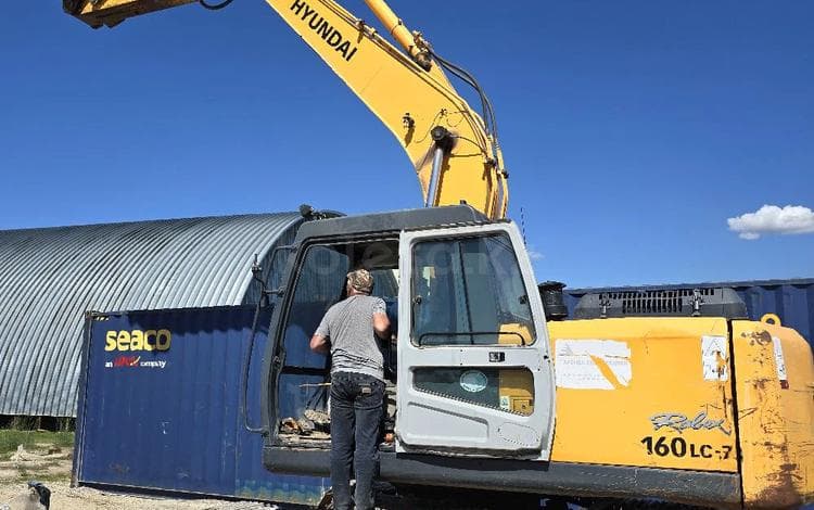 Hyundai R160LC