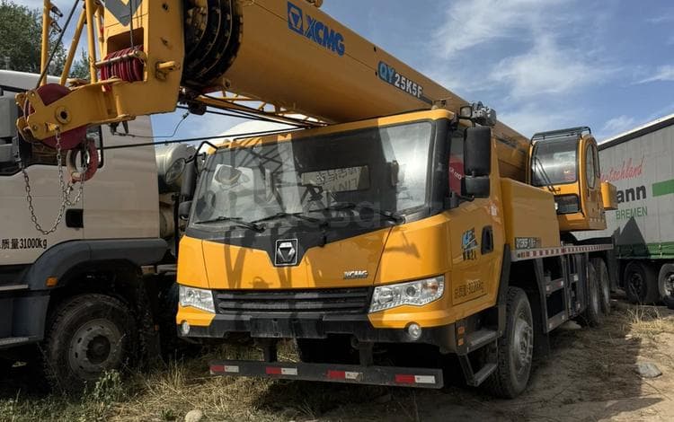 XCMG QAY25