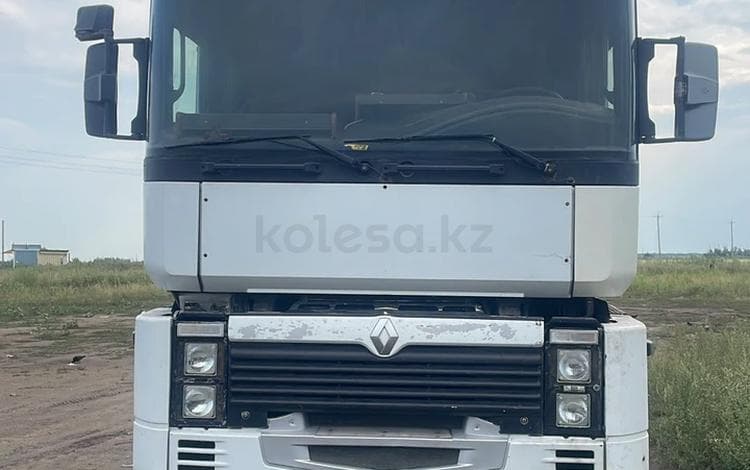 Renault Magnum