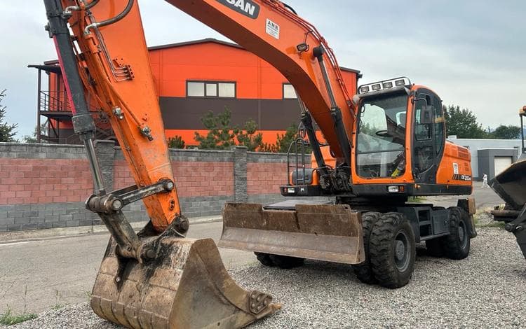Doosan DX210WA