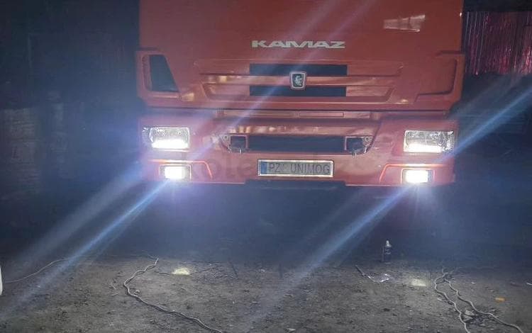 КамАЗ 43118