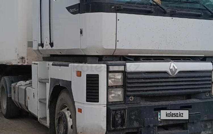 Renault Magnum