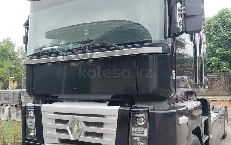 Renault Magnum