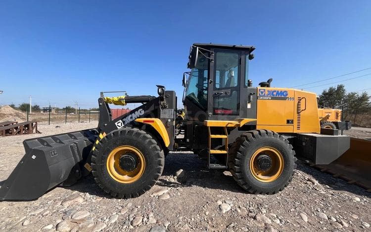 XCMG LW 300 FN