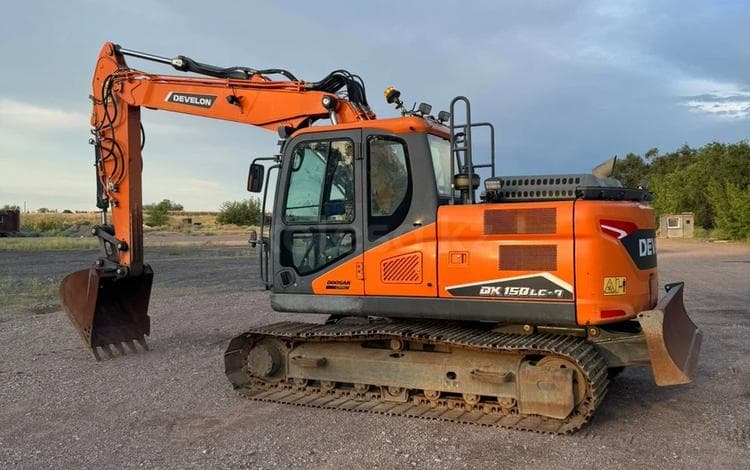 Doosan DX160W