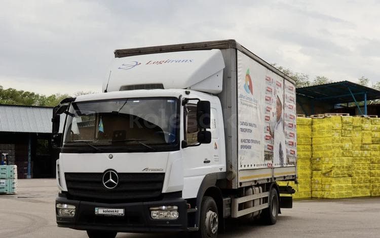 Mercedes-Benz 1517