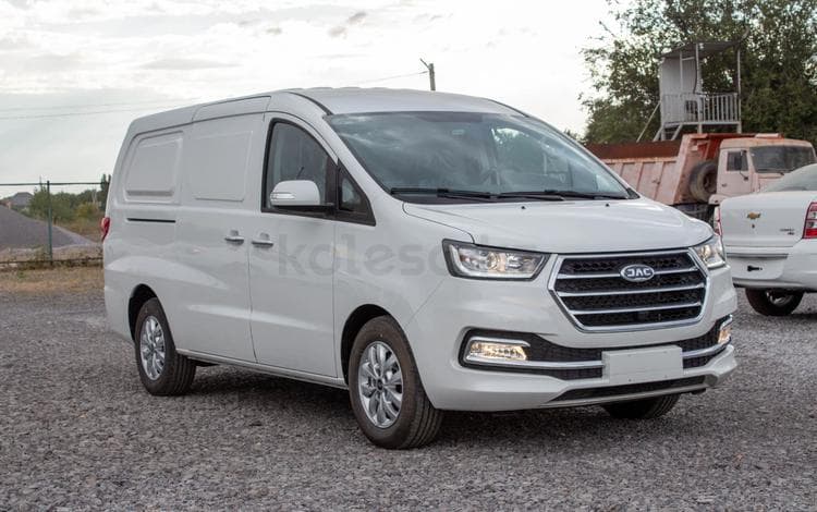 JAC M4 Цельнометаллический фургон