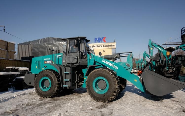 Sunward Фронтальный погрузчик Sunward SL52W джойстик