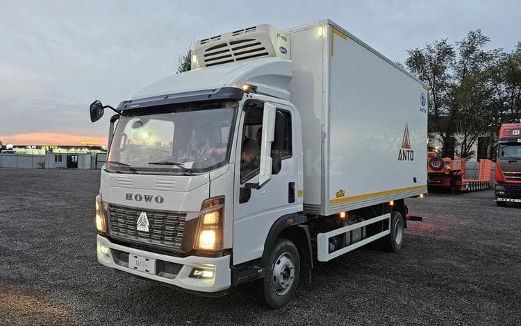 Howo ZZ1087G381CE