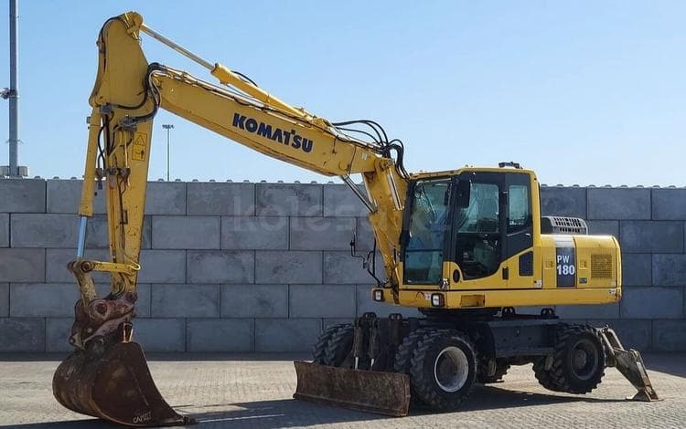 Komatsu PW180