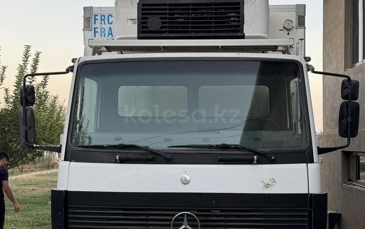 Mercedes-Benz 1117