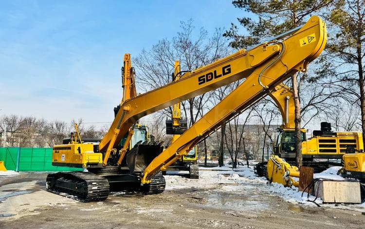 SDLG Гусеничный экскаватор E6275F
