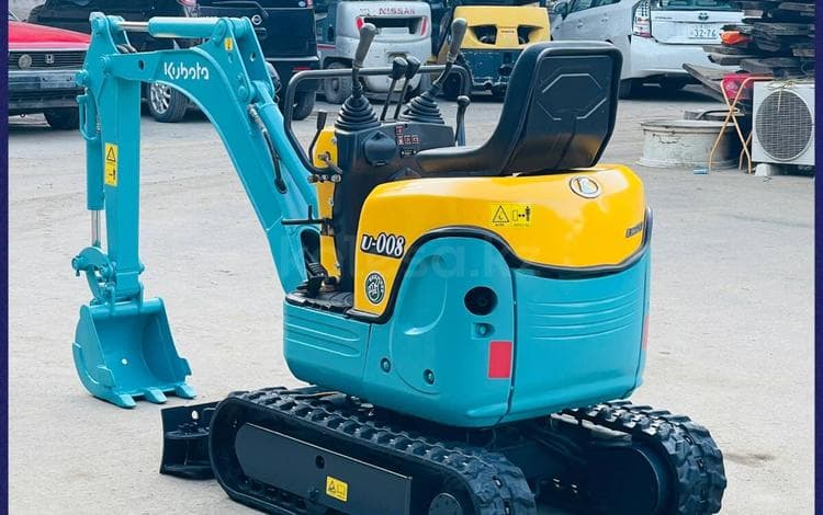 Kubota U008 900кг, 637 часов, состояние нового