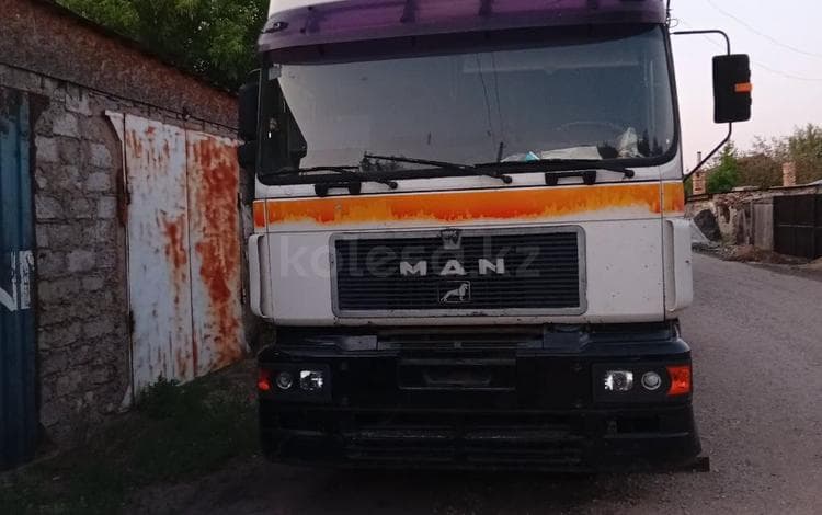MAN F 2000