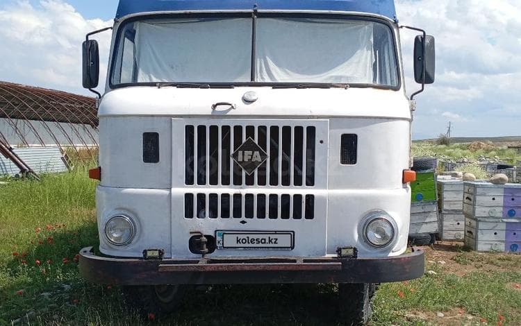 IFA W50