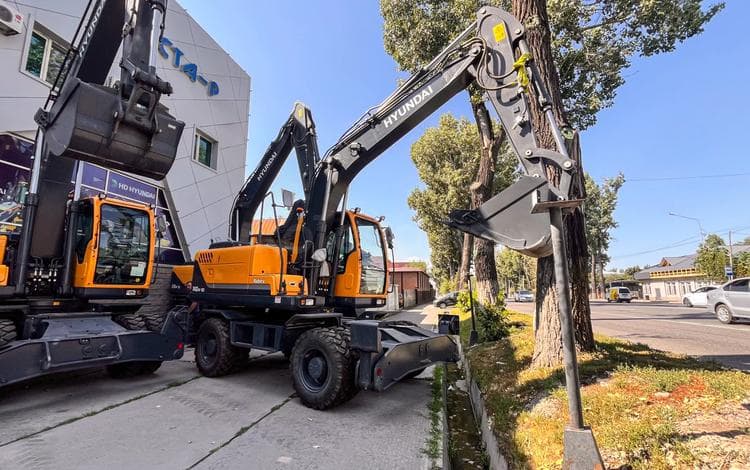 Hyundai R140W-9S