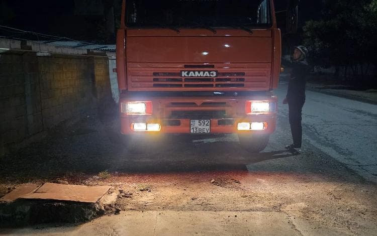 КамАЗ 6520