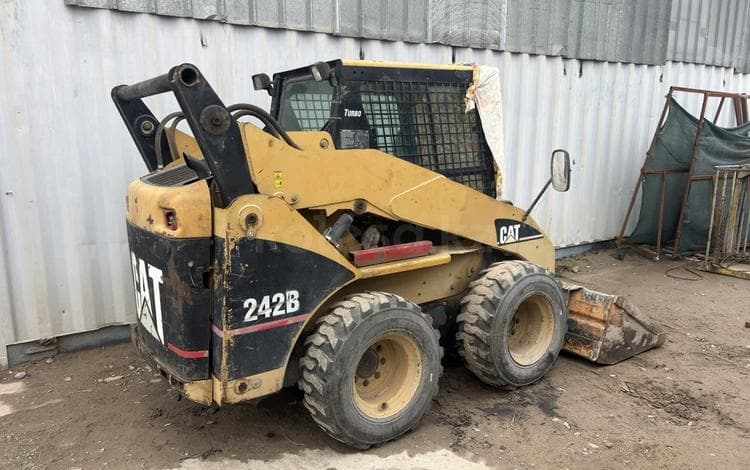 Caterpillar 242B
