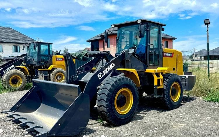XCMG LW300FN 2м³, 3тонн, рычаг