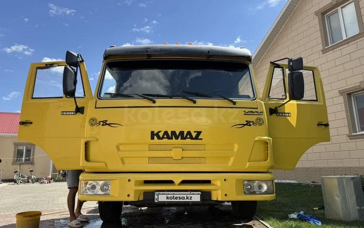 КамАЗ 65115