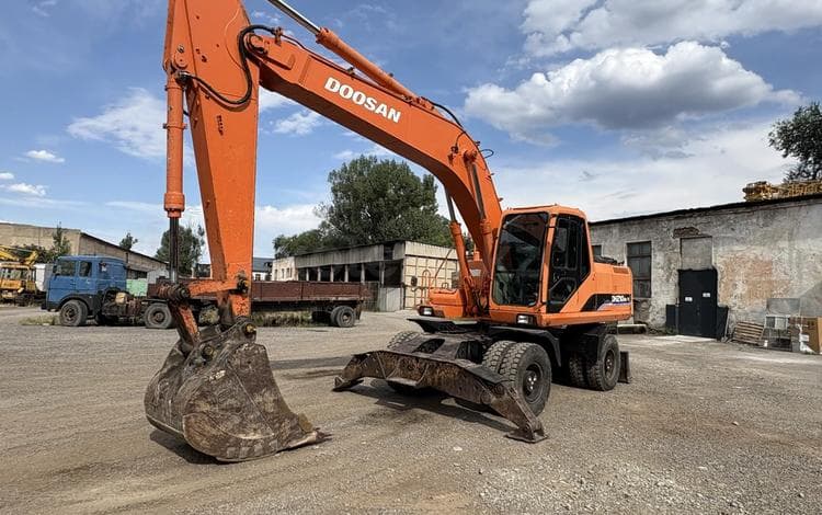 Hyundai R210LC