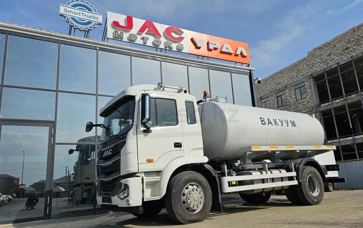 JAC Ассенизационный автомобиль МВ-11 на базе шасси JAC N200 (4х2)