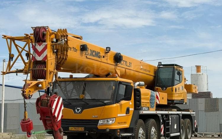 Аренда автокрана с грузоподъемностью 70 тонн