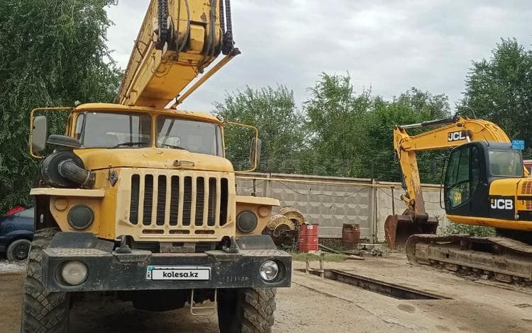 Урал Автовышка 4320-1151-АГП