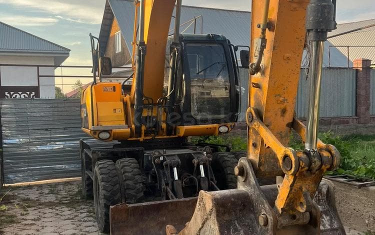 JCB JS160W