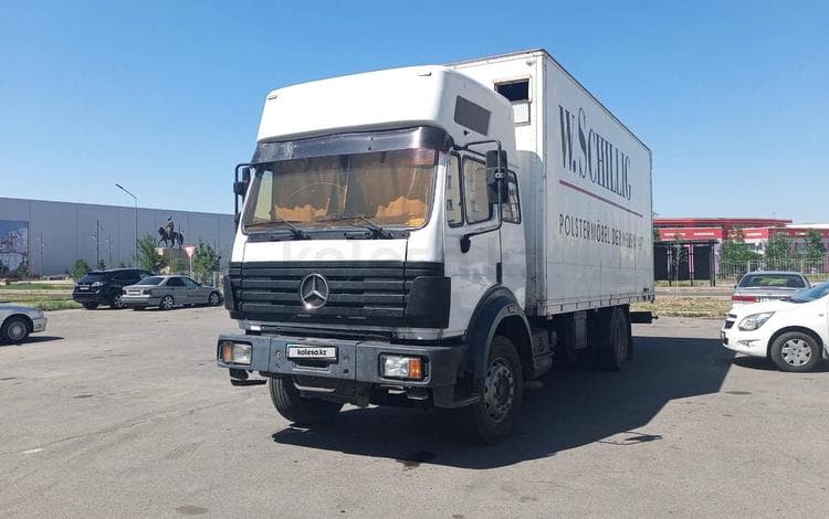 Mercedes-Benz 1424