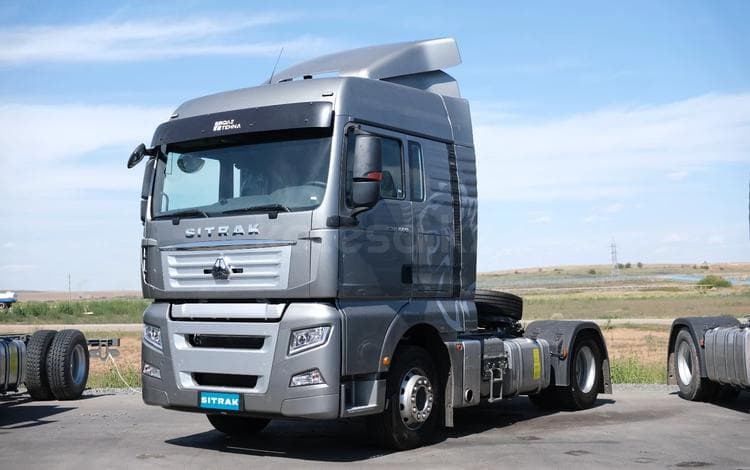 Howo Howo SITRAK C7H 4x2 АКПП В НАЛИЧИИ 2025 г.