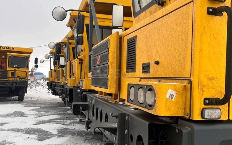 Tonly Карьерный самосвал TONLY TL889А 75 тонн