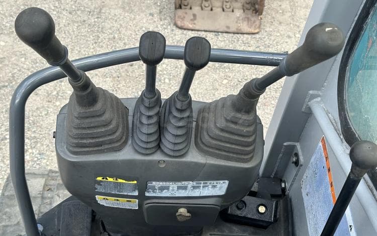 Kubota RX-302 Робот Вес 3т мотор 4-х цлндр