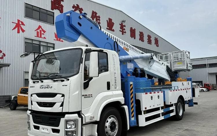 Isuzu