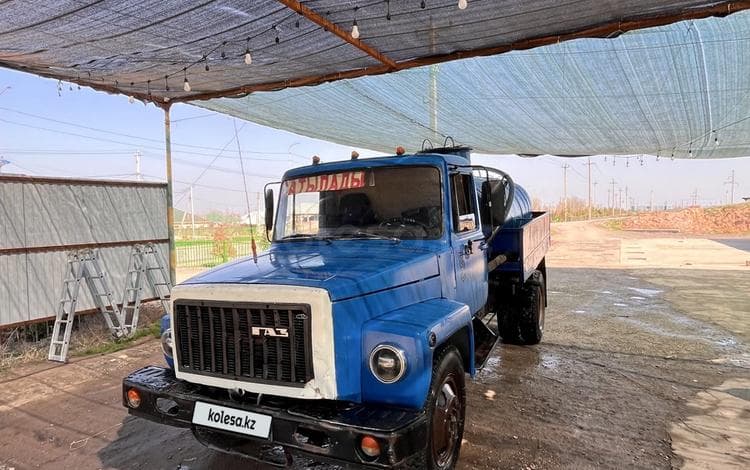 ГАЗ 3307
