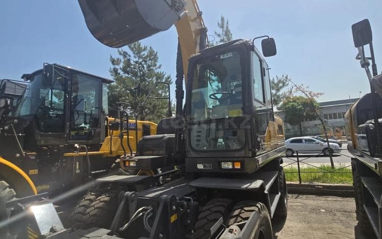 XCMG Колесный Экскаватор XE150WD