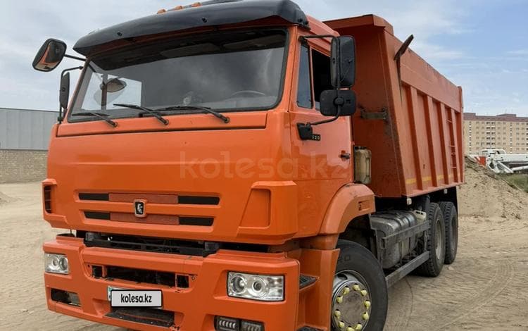 КамАЗ 6520