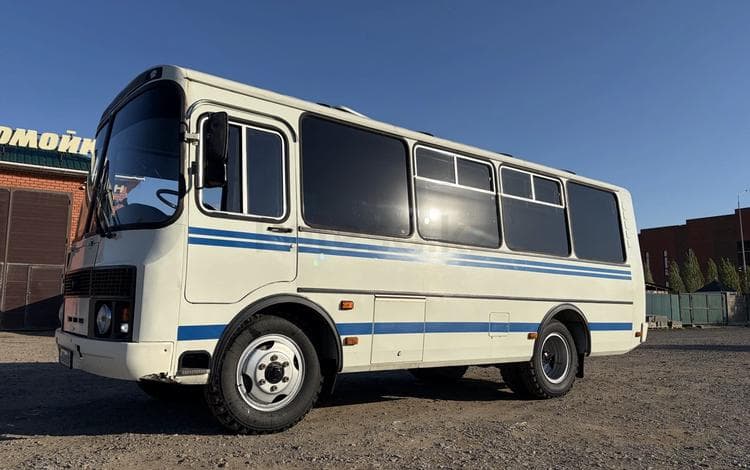 ПАЗ 3205