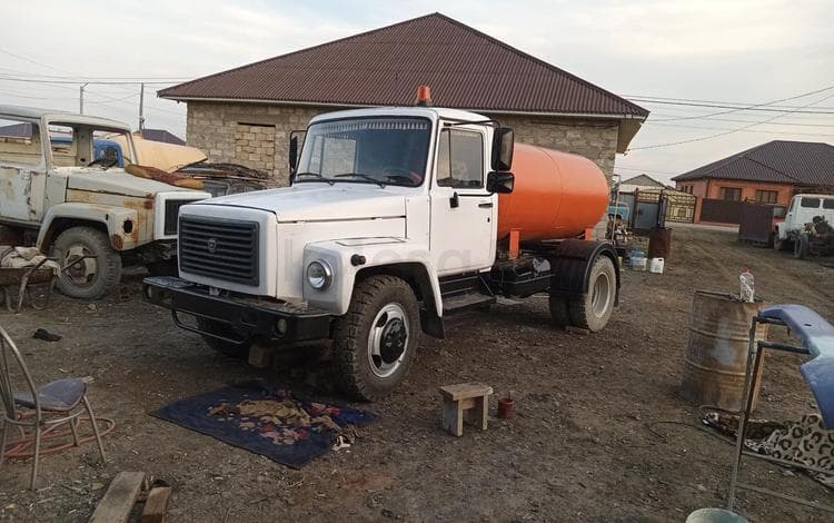 ГАЗ 3307