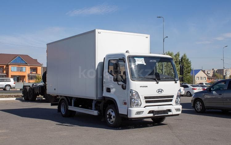 Hyundai EX5 Промтоварный фургон