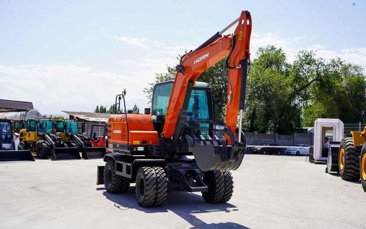 HORN Колесный экскаватор HORN ZT75W-S
