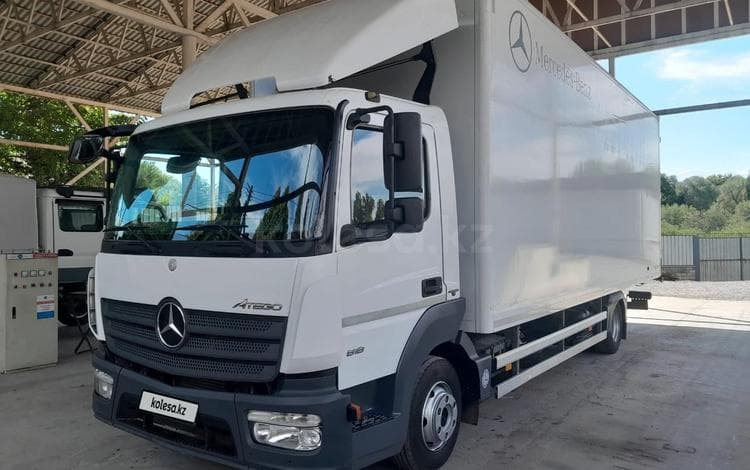 Mercedes-Benz Atego